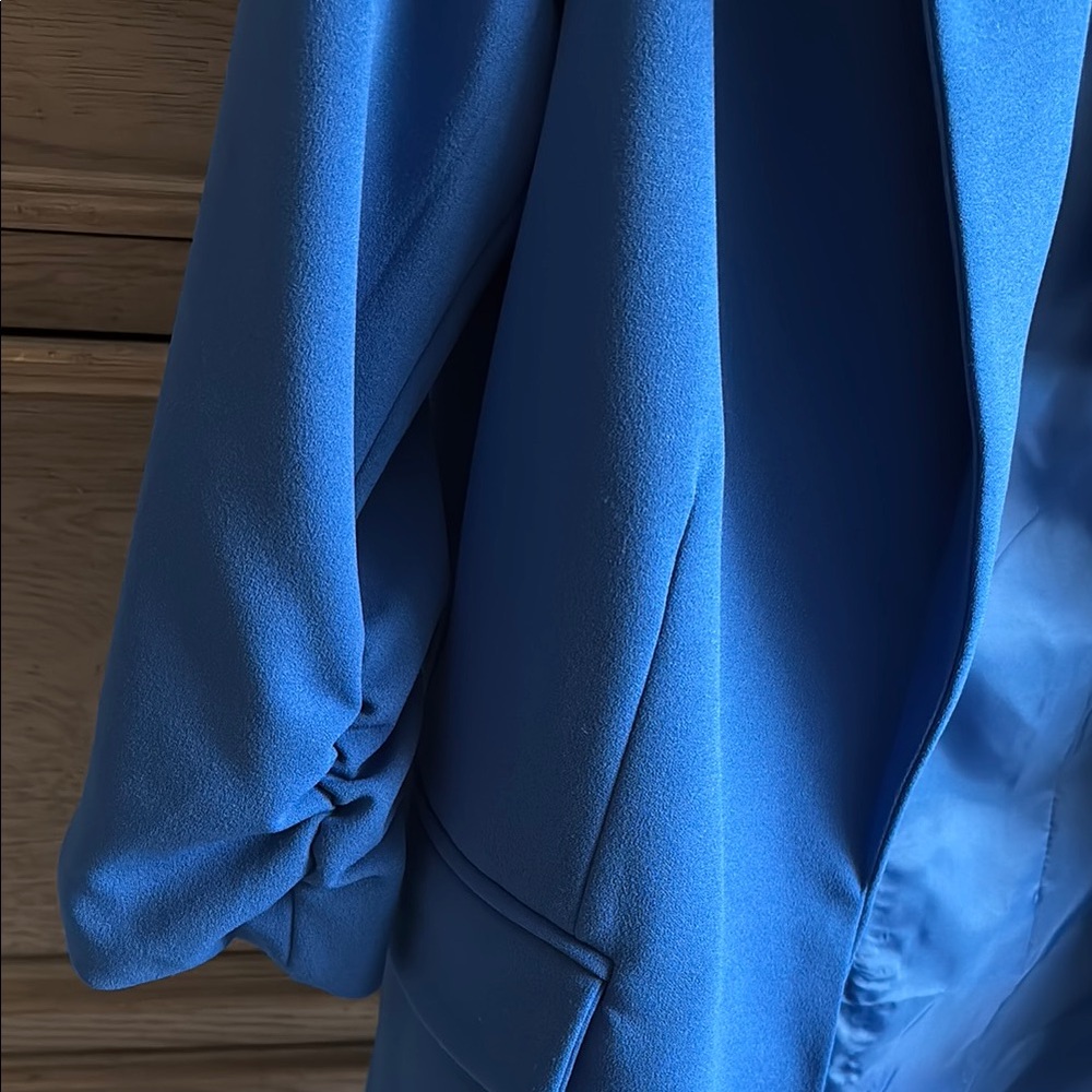 Cobalt Blue Blazer with Ruched Sleeves and Open Front - Picture 3 of 8